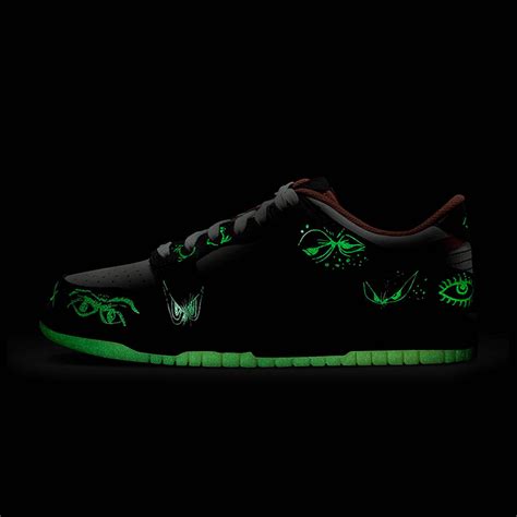 nike dunk low premium halloween